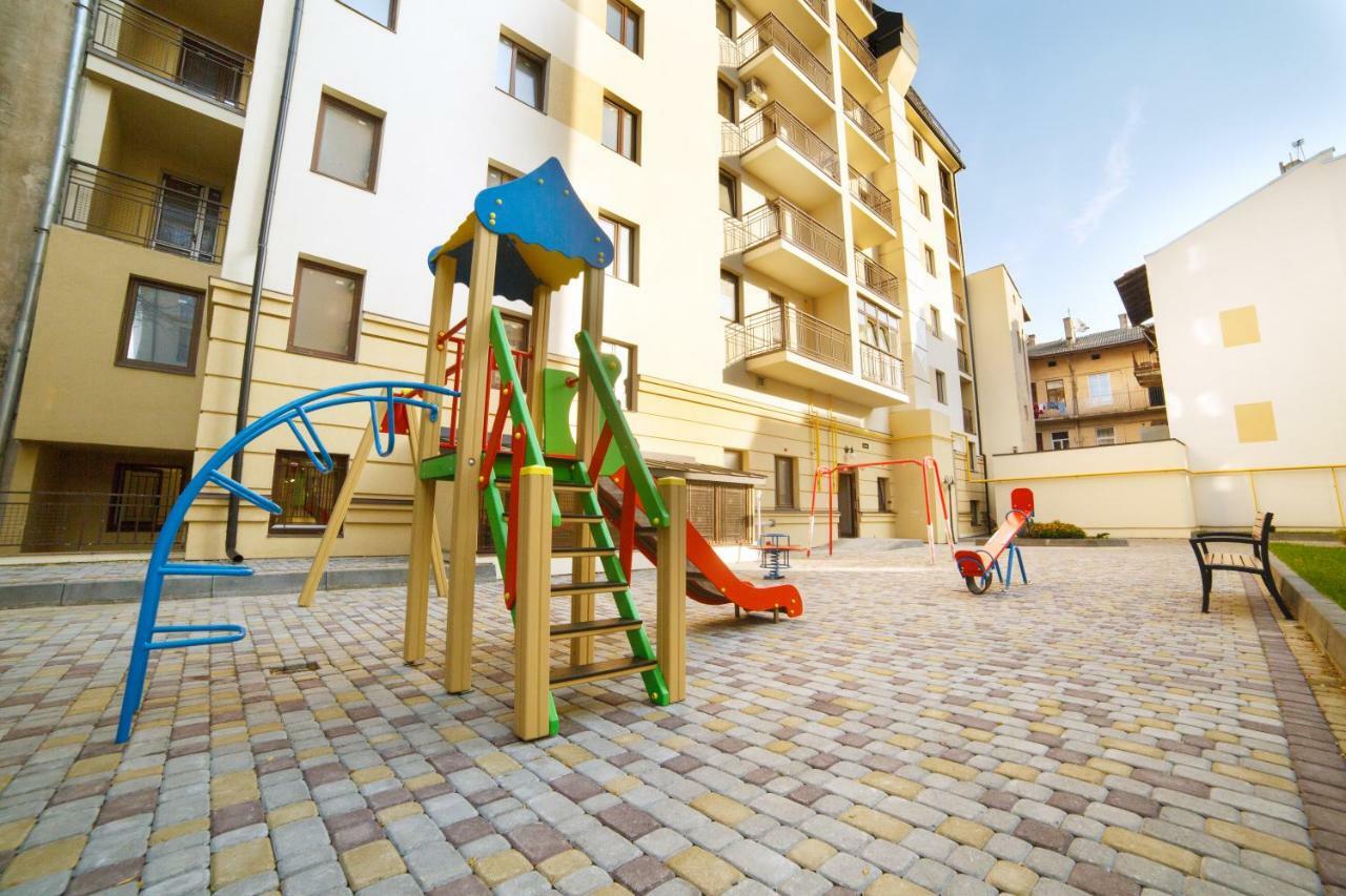 Bonapart Delux Lviv Exterior foto